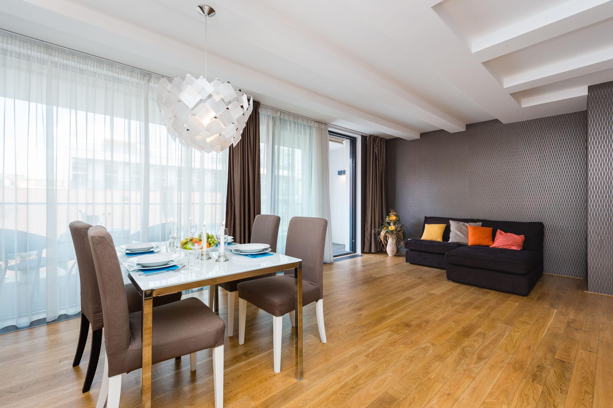 Karlin Residence By Tkc Prága Kültér fotó