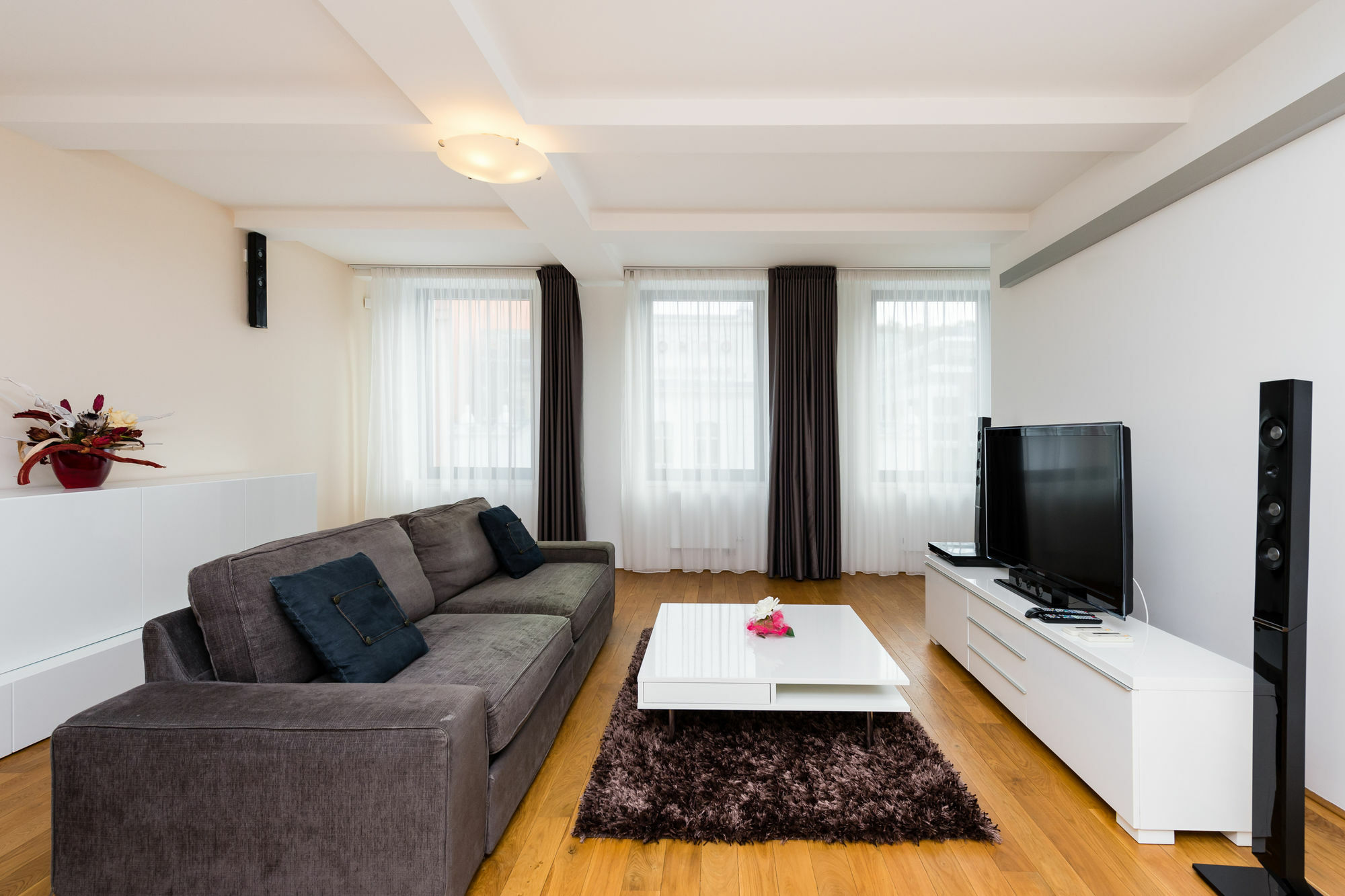 Karlin Residence By Tkc Prága Kültér fotó