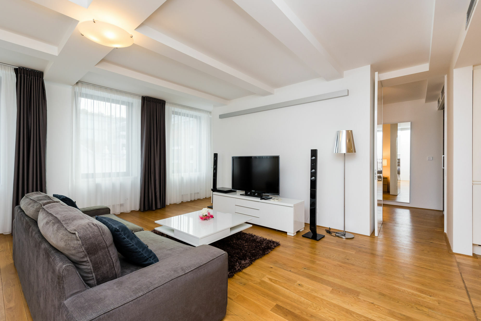 Karlin Residence By Tkc Prága Kültér fotó